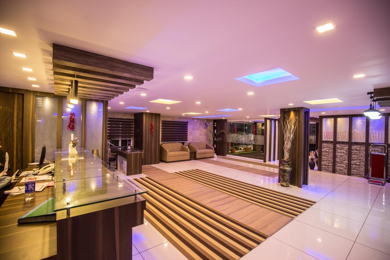South Gate Residency Hotel Kochi Екстериор снимка