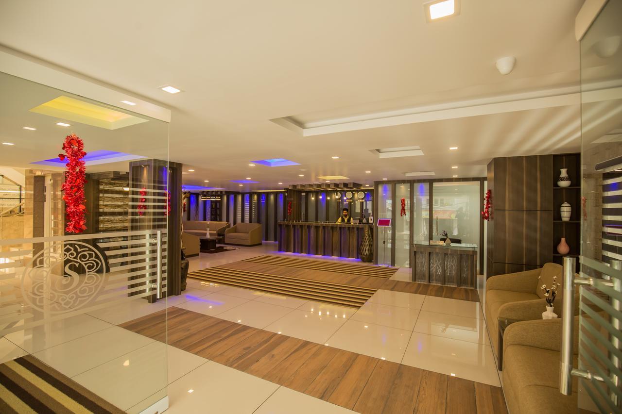 South Gate Residency Hotel Kochi Екстериор снимка