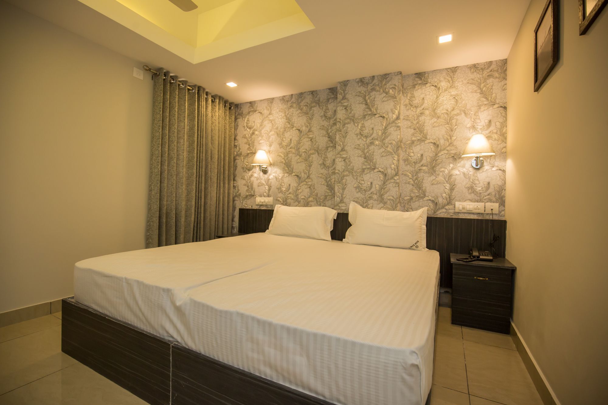 South Gate Residency Hotel Kochi Екстериор снимка